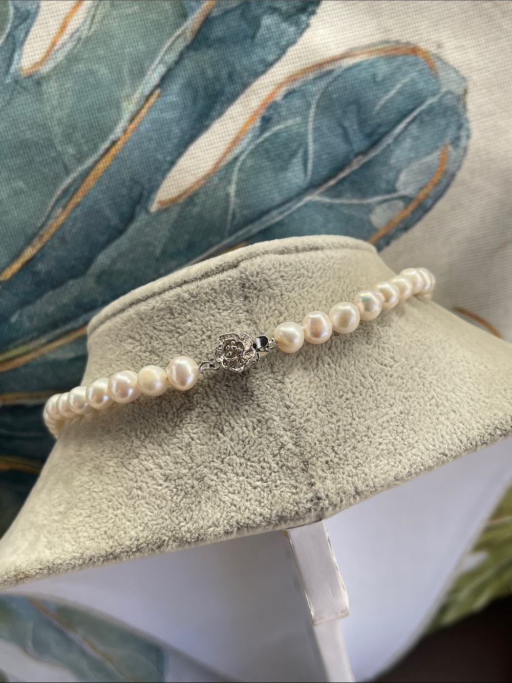 Women’s Classic Freshwater Pearl 18” Necklace - Picture 3 of 12